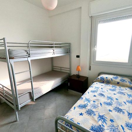 Fronte Mare Stupenda Terrazza Piramide Jesolo Lido Carraro Immobiliare - Family Apartments Ngoại thất bức ảnh